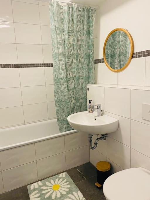 Nice And Calm Apartment In Duesseldorf 外观 照片